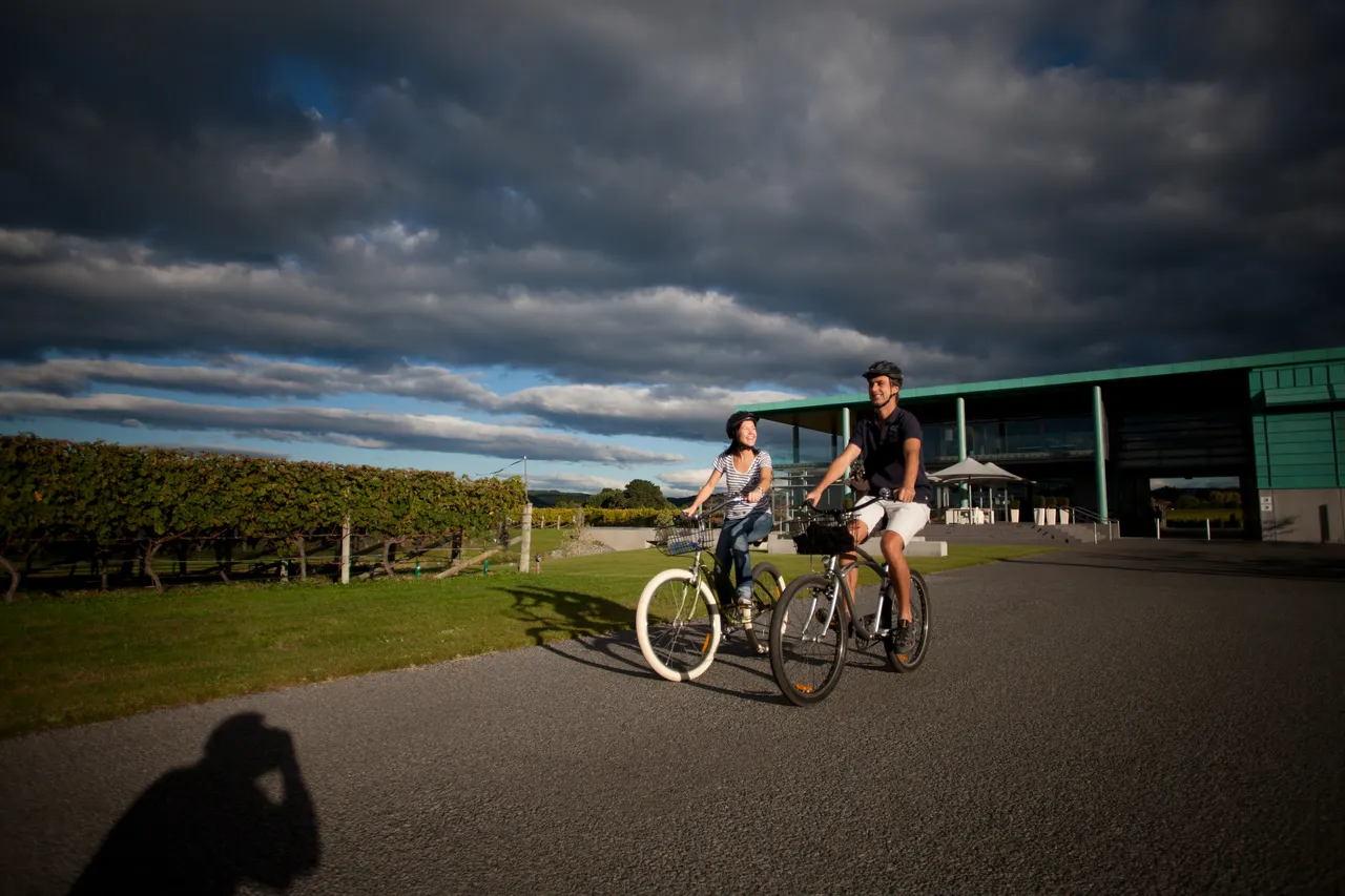 Te Awanga iway cyclepath